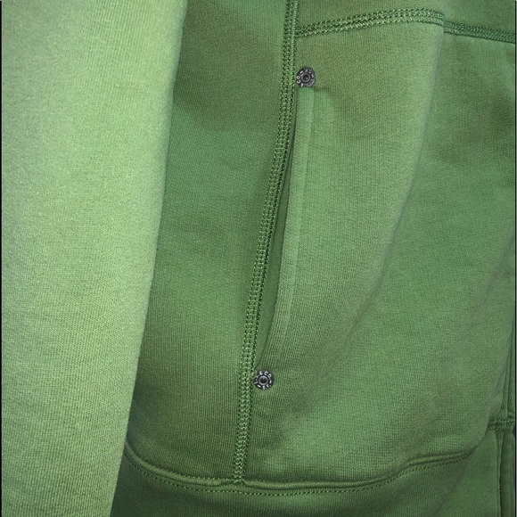 Levi’s quality clothing hoodie - Picture 12 of 17